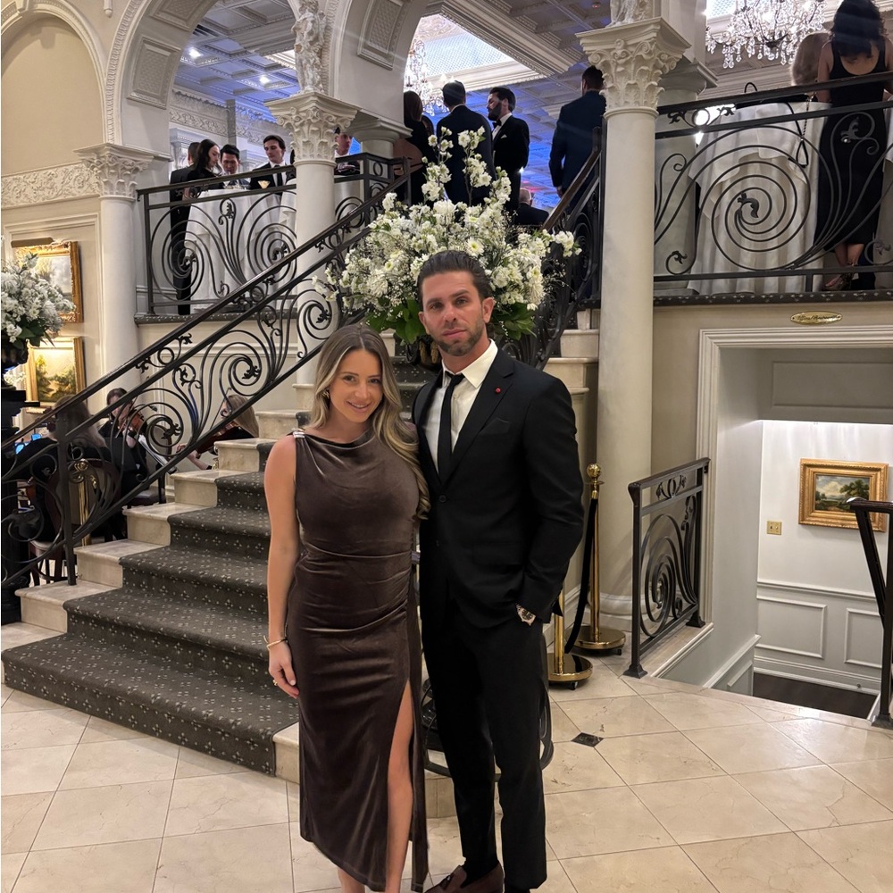 TAYLOR Brown Velvet Dress